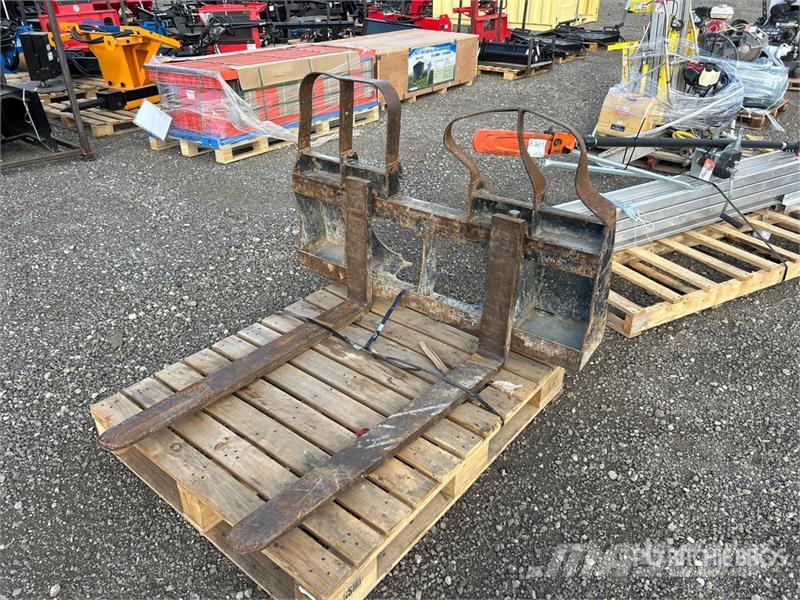 41 in Backhoe Forks Vilice