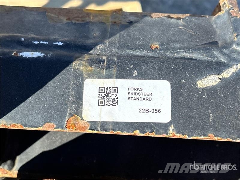 41 in Skid Steer Forks شوكات