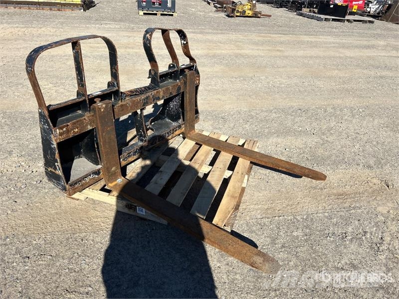  41 in Skid Steer Forks شوكات
