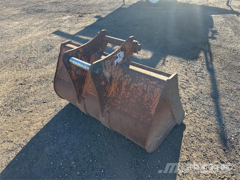 42 in Q/C Cleanup Excavator Bucket Buckets