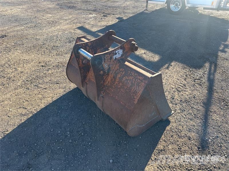 42 in Q/C Cleanup Excavator Bucket Buckets