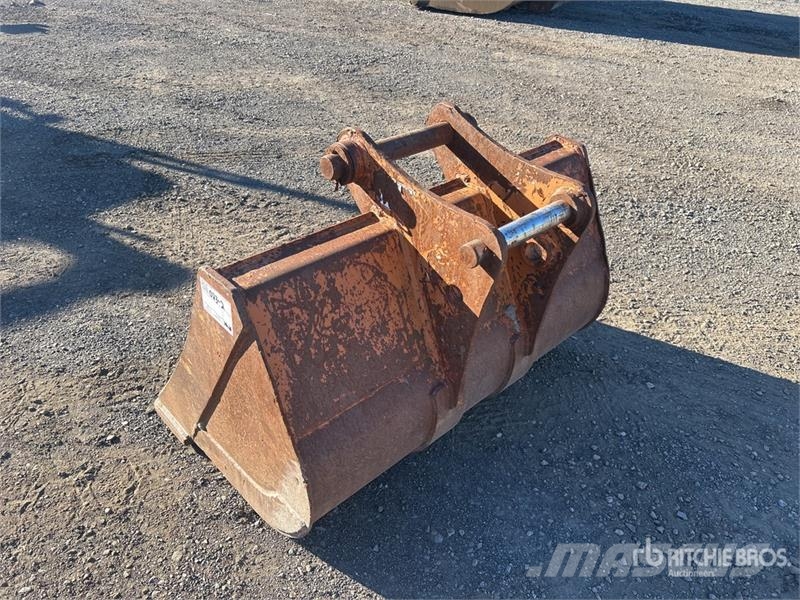 42 in Q/C Cleanup Excavator Bucket Buckets