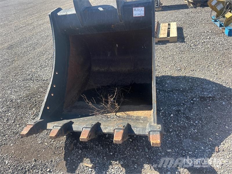  44 in Digging Excavator Bucket Buckets