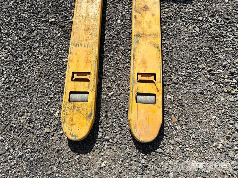  4400 lb Pallet Jack Rokas palešu ratiņi