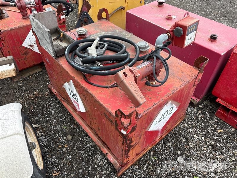  449 L Skid Mounted Steel Gasoline Fuel Tank صهاريج الوقود والصهاريج الإضافية