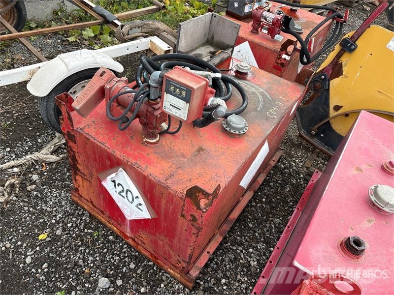  449 L Skid Mounted Steel Gasoline Fuel Tank صهاريج الوقود والصهاريج الإضافية