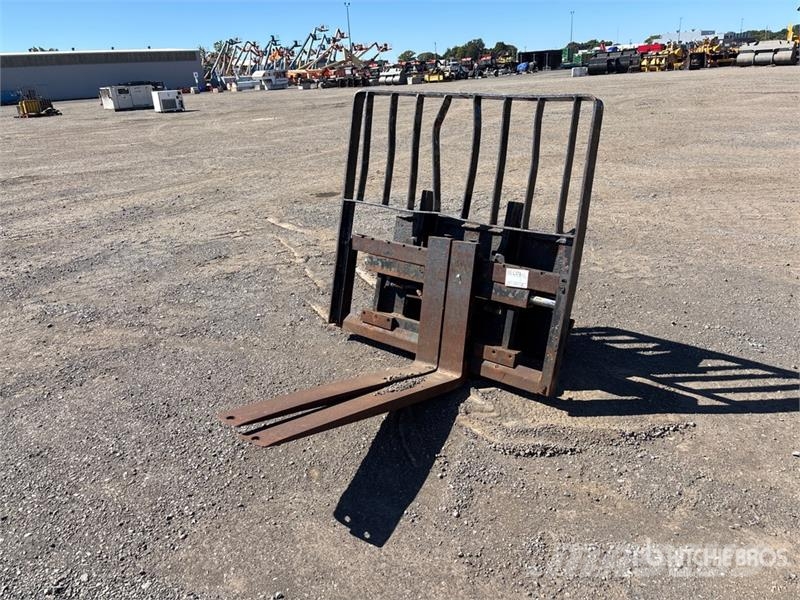 45 in Q/C Wheel Loader Forks Fourche