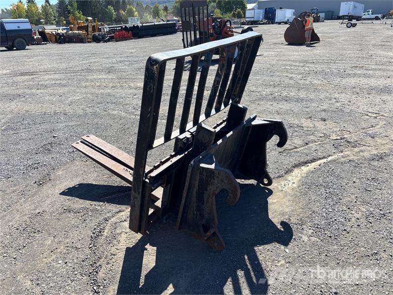 45 in Q/C Wheel Loader Forks Fourche