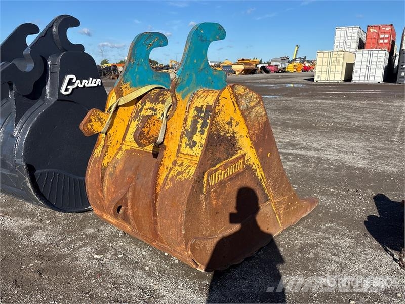 46 in Q/C Digging Excavator Bucket - Fits John Dee Buckets