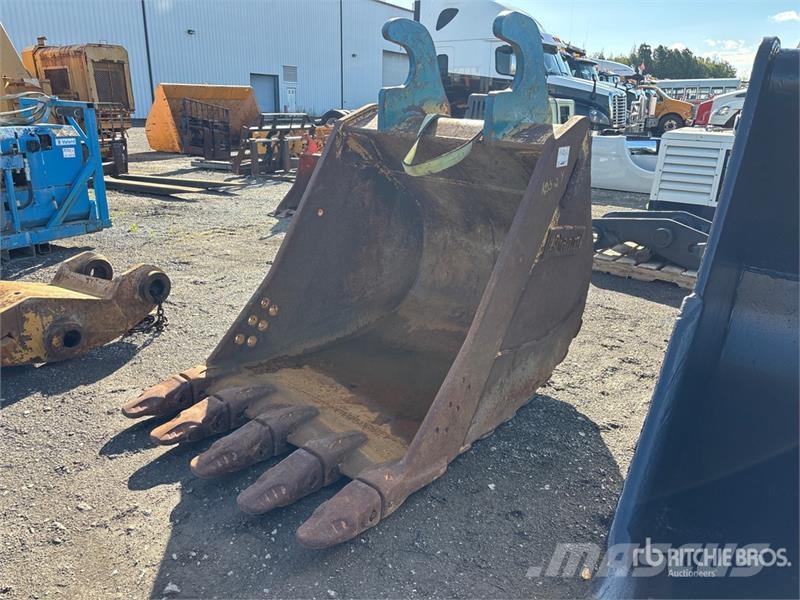 46 in Q/C Digging Excavator Bucket - Fits John Dee Buckets