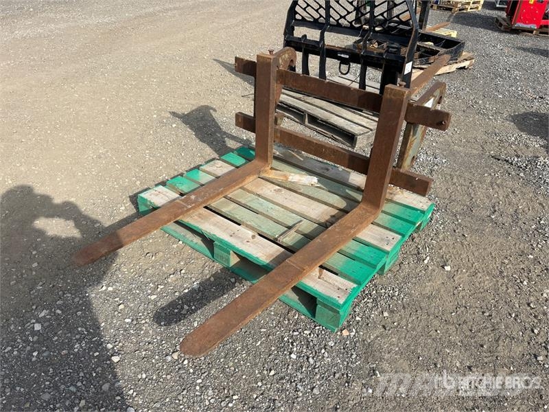  46 in Q/C Wheel Loader Forks شوكات
