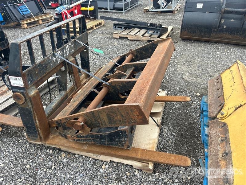 46 in Standard Skid Steer Auger Back Rest and fork Andre komponenter