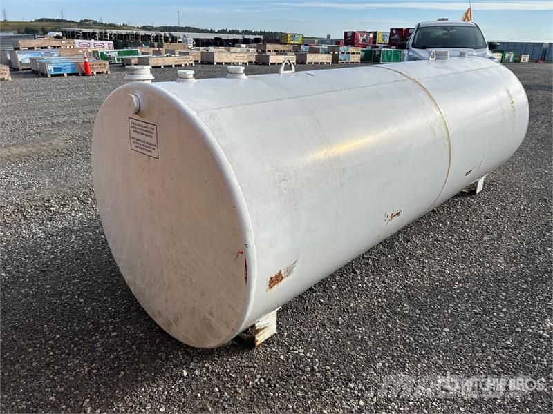  4633 L Steel Fuel Tank Polttoaine- ja lisäainesäiliöt