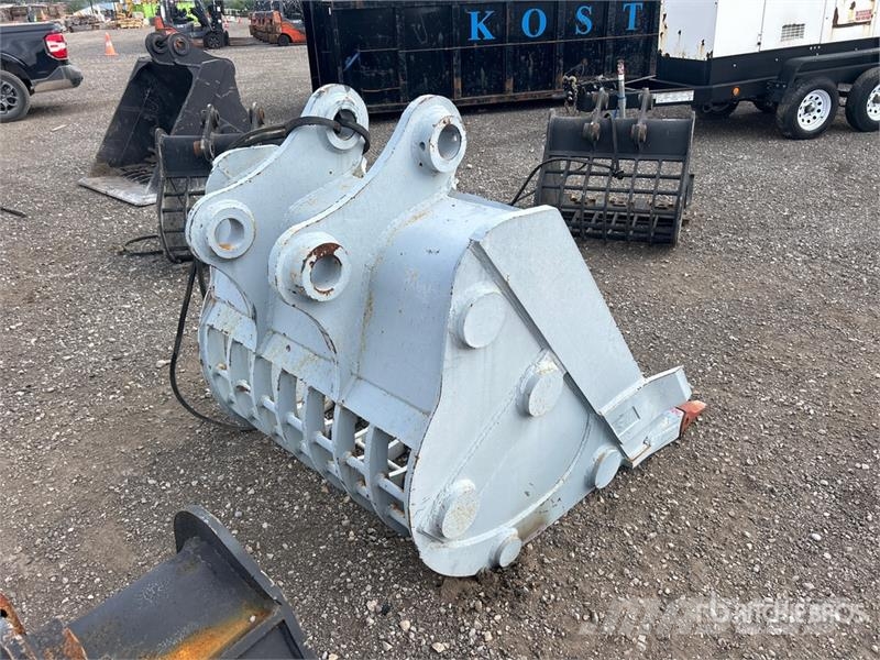 47 in Skeleton Excavator Bucket Godet