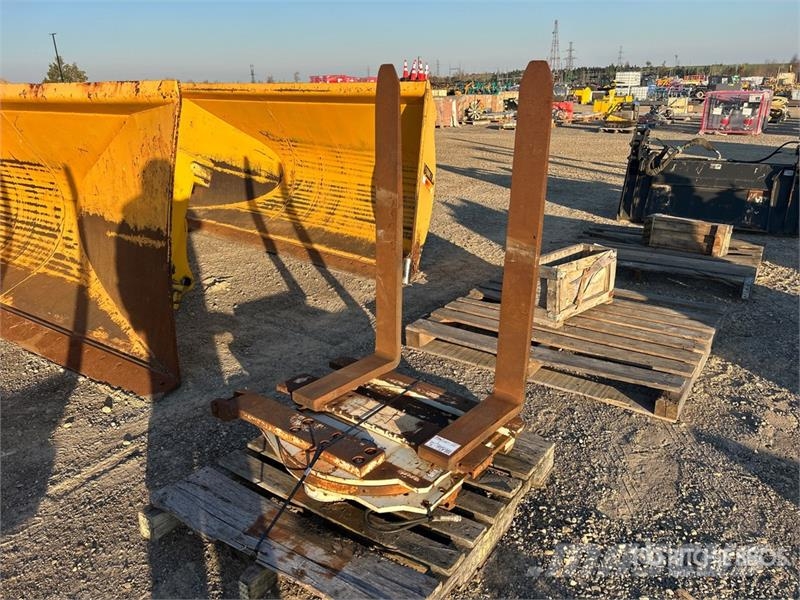  47 in Skid Steer Forks شوكات