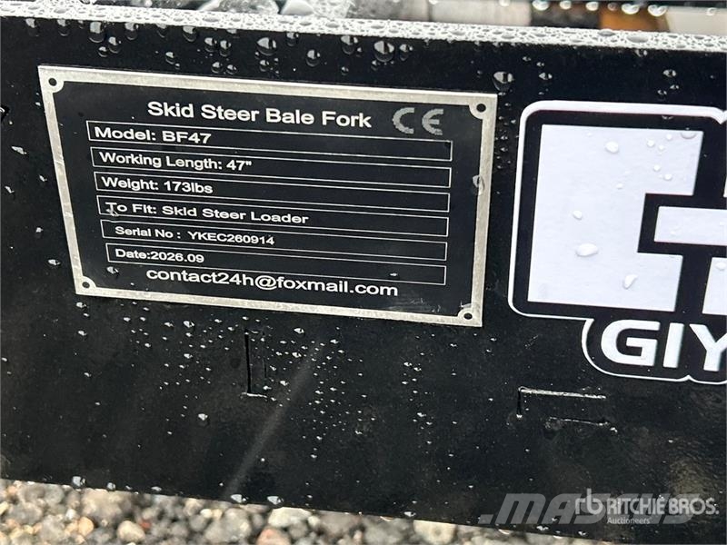 47 in Skid Steer Forks (Unused) Fourche