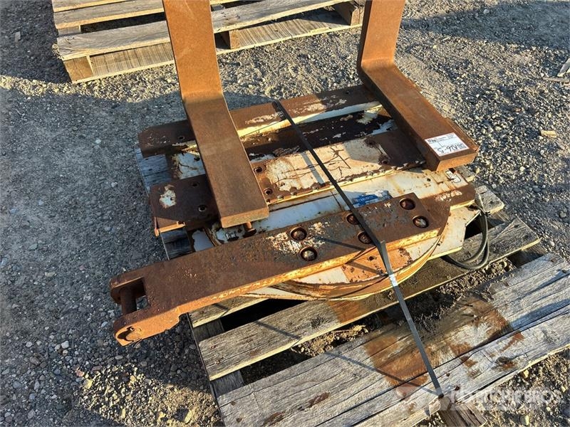  47 in Skid Steer Forks شوكات