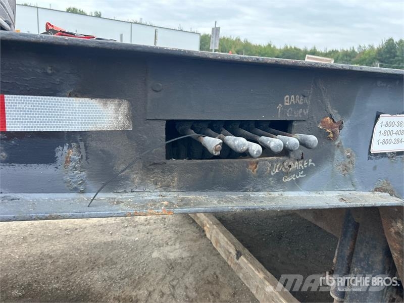 48 ft Tri/A Hydraulic Tail Trailer 平板拖车