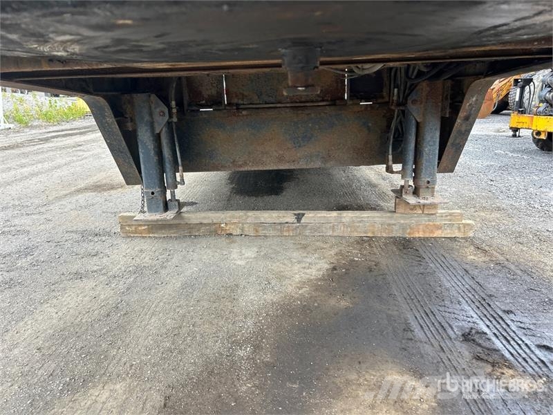  48 ft Tri/A Hydraulic Tail Trailer 平板拖车