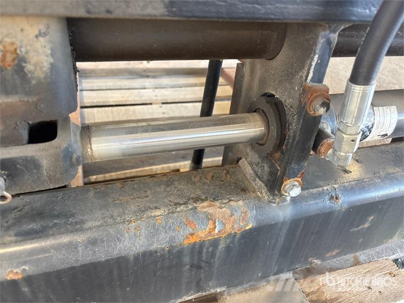 48 in Fork Attachment Vilice