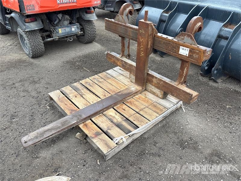  48 in Q/C Wheel Loader Forks - Fits Volvo Fourche