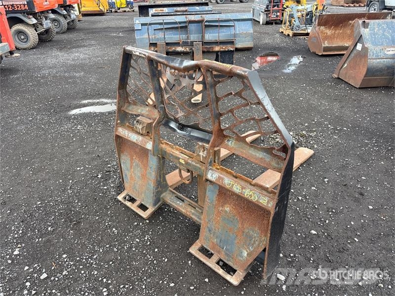 48 in Skid Steer Forks Fourche