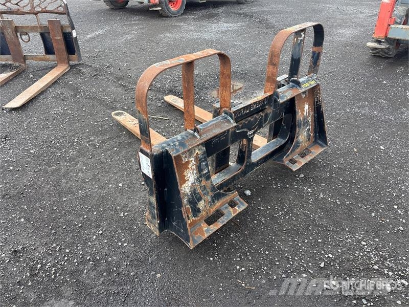 48 in Skid Steer Forks Fourche