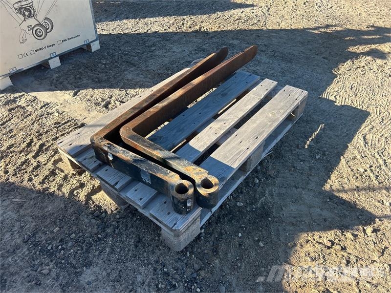 48 in Wheel Loader Forks Fourche