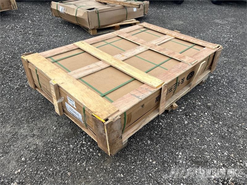  5.5 ft Truck Cap (Unused) Kabine in notranjost