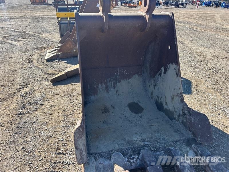  50 in Digging Excavator Bucket - Fits Cat 235B دلاء