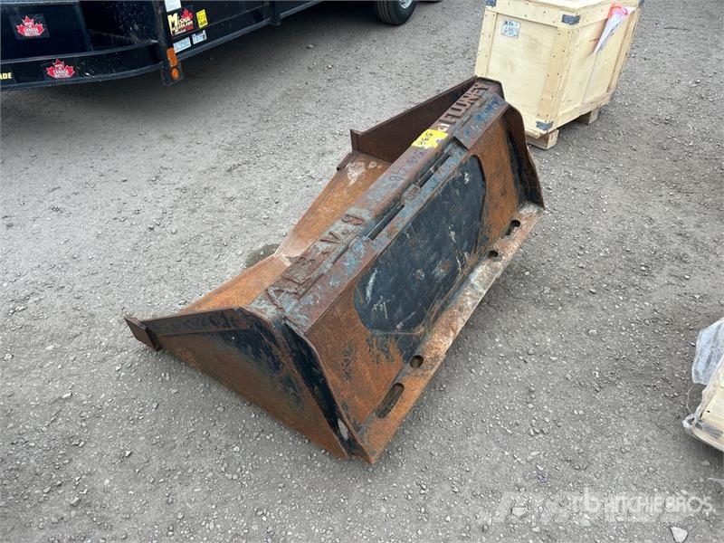  50 in Skid Steer Bucket دلاء