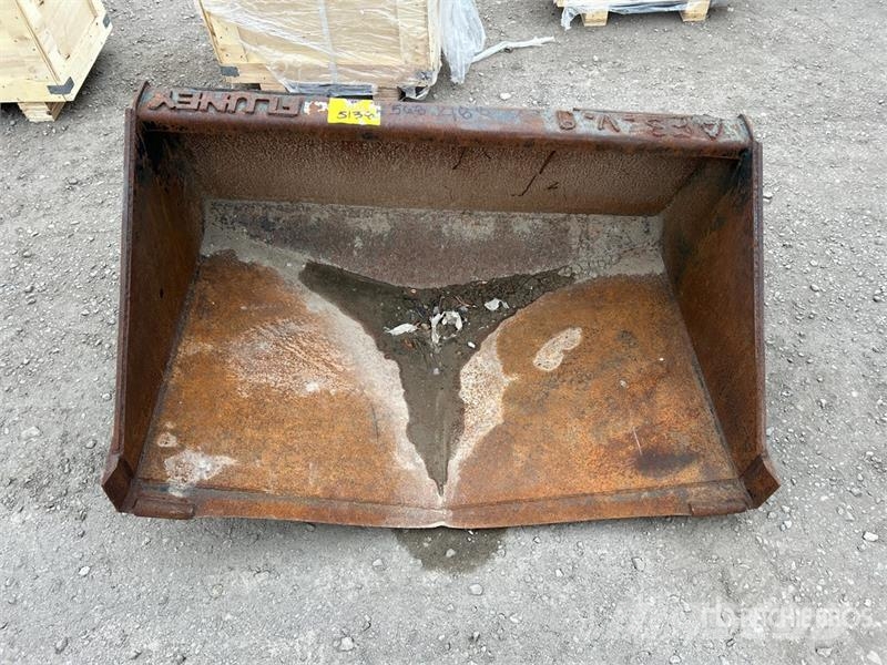  50 in Skid Steer Bucket دلاء