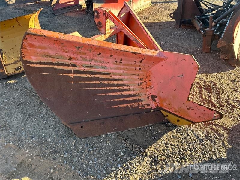 52 in Snow Plow Hóeltakarítók