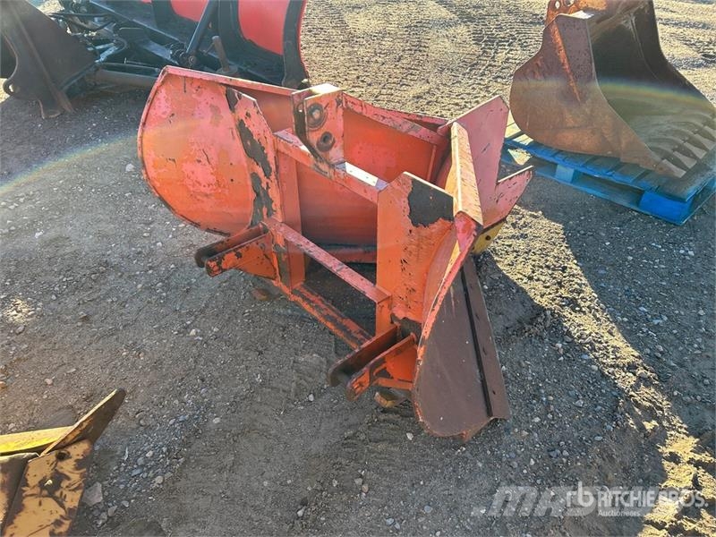 52 in Snow Plow Hóeltakarítók
