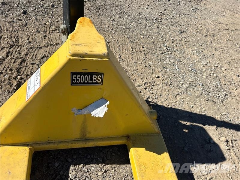 5500 lb Pallet Jack Transpallet elettrici a timone