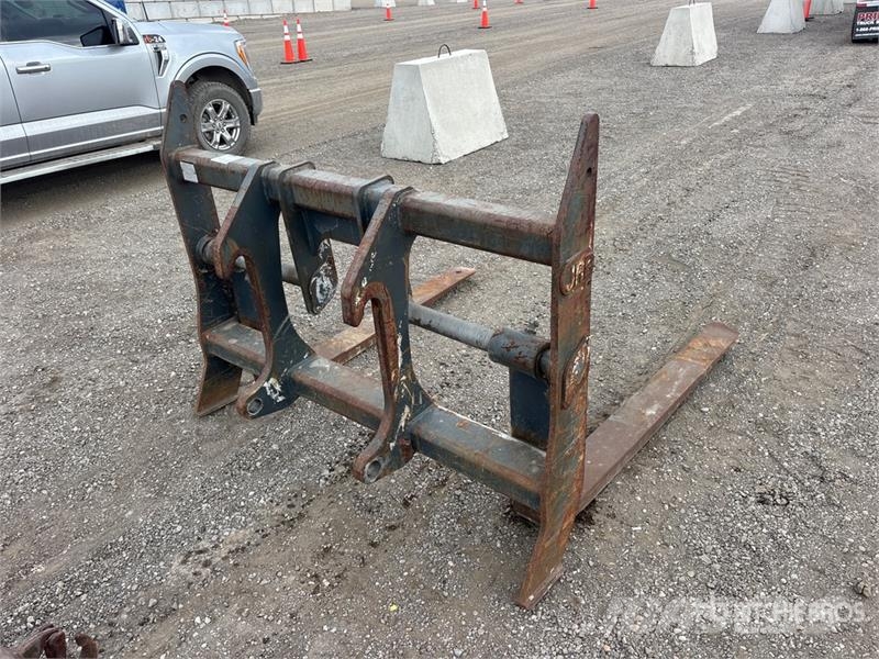 57 in Wheel Loader Forks - Fits John Deere 544J Fourche