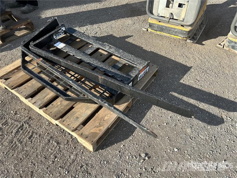  58 in Skid Steer Forks شوكات