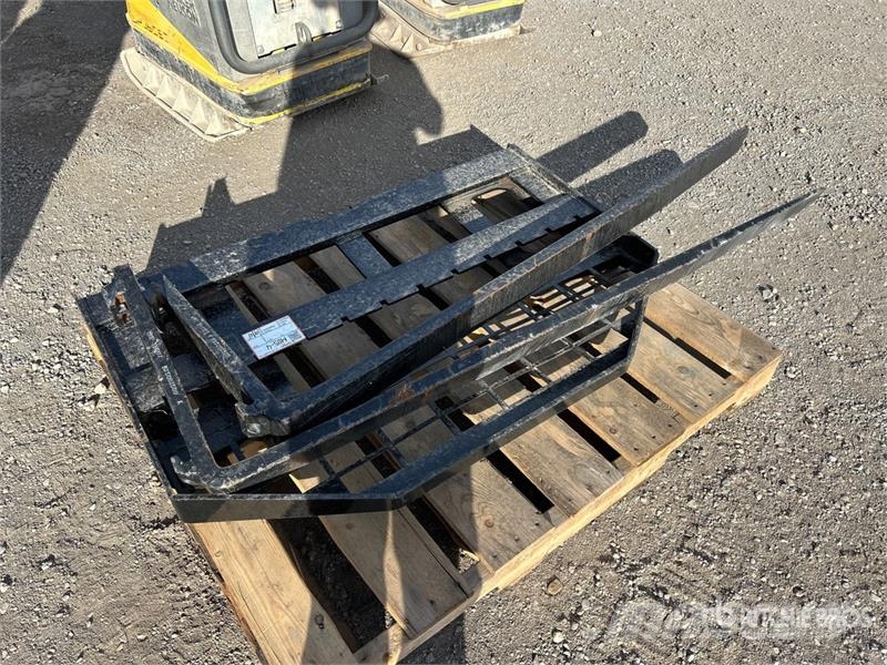  58 in Skid Steer Forks شوكات