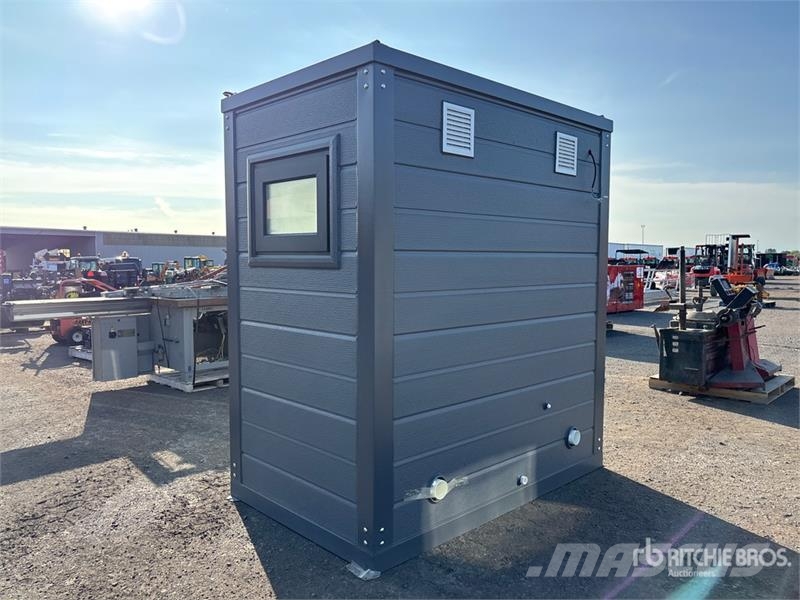 6 ft 9 in x 4 ft 2 in 2 Person Portable Toilet (Un Drugi deli