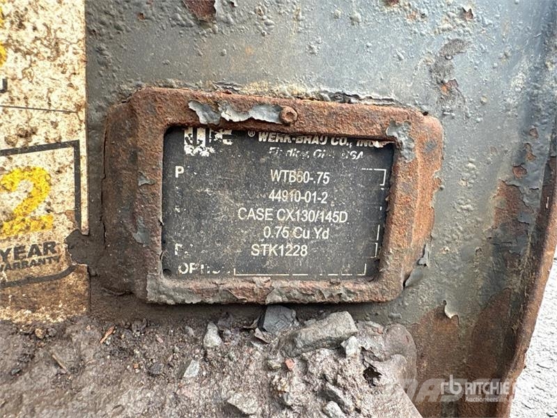  60 in 0.57 m3 Hydraulic Tilting Excavator Bucket - دلاء