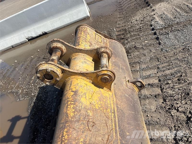 60 in Cleanup Excavator Bucket - Fits Cat 312D Kanalak