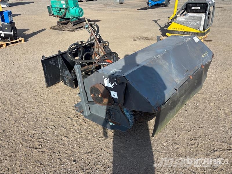 60 in Skid Steer Broom Süpürgeler
