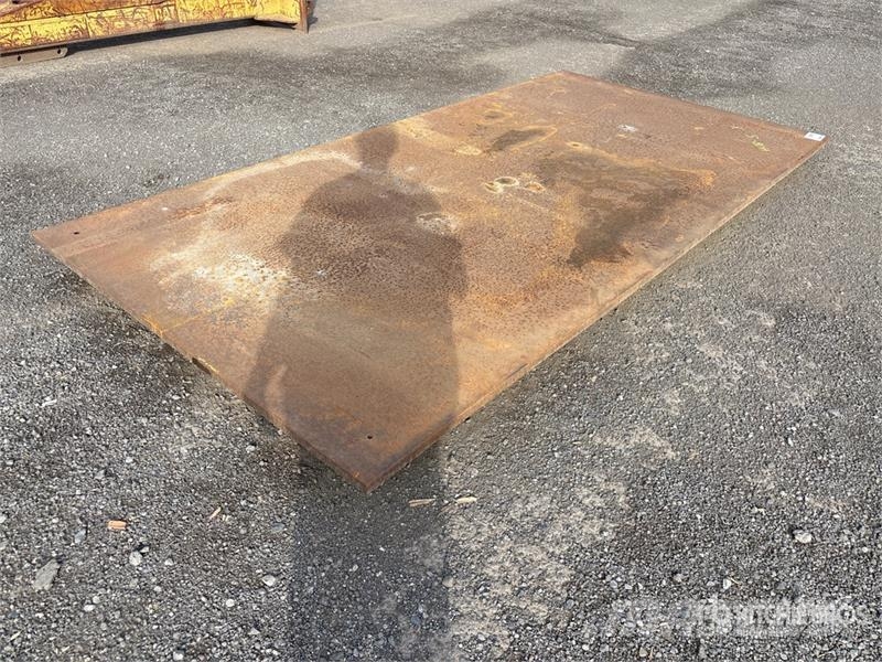  60 in x 120 in (1 in Thick) Steel Plates Andre komponenter