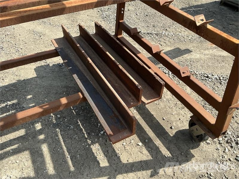 61 in (L) x 48 in (W) Frame Material Handling Cart Inne akcesoria