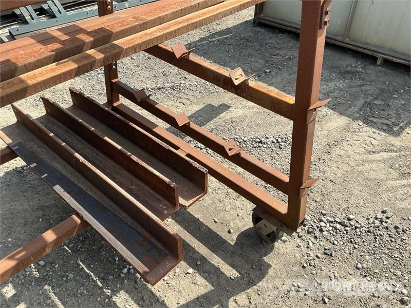 61 in (L) x 48 in (W) Frame Material Handling Cart Inne akcesoria