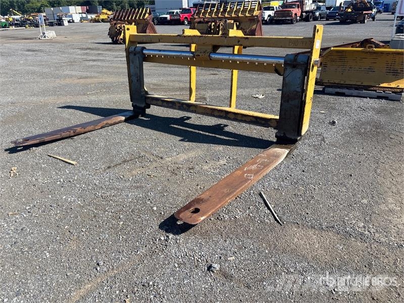  67 in Q/C Wheel Loader Forks Gabeln