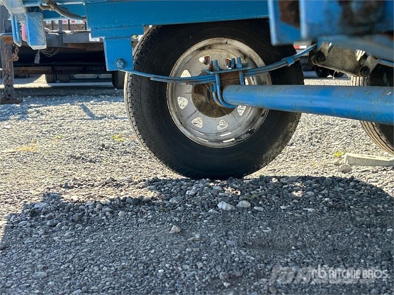 7 ft T/A Utility Trailer مقطورات أخرى