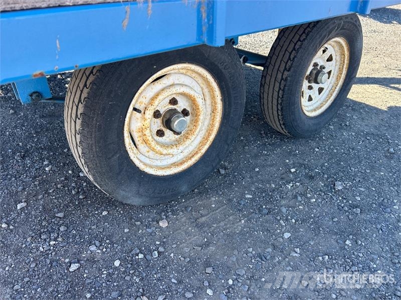7 ft T/A Utility Trailer مقطورات أخرى