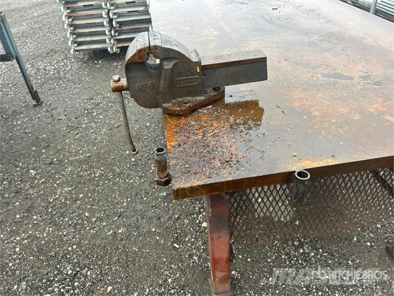  7 ft x 4 ft x 3 ft Welding Table Lauksaimniecība- Citi