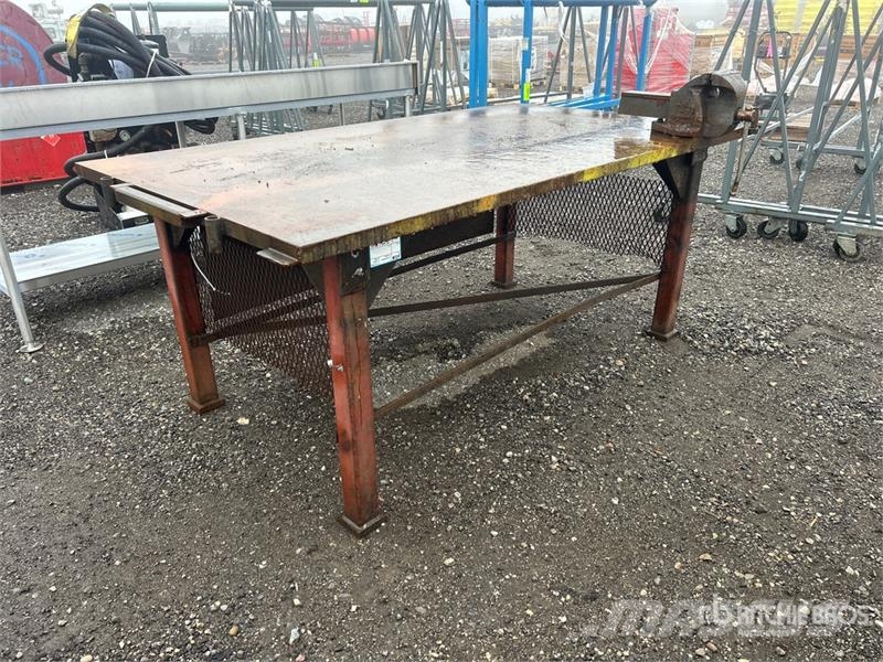  7 ft x 4 ft x 3 ft Welding Table Lauksaimniecība- Citi